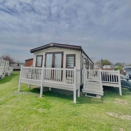 Norfolk Caravan Staycation Pet Friendly Belton with Browston Dış mekan fotoğraf