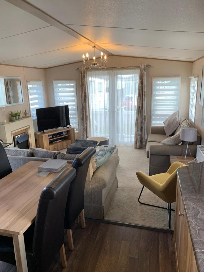Norfolk Caravan Staycation Pet Friendly Belton with Browston Dış mekan fotoğraf