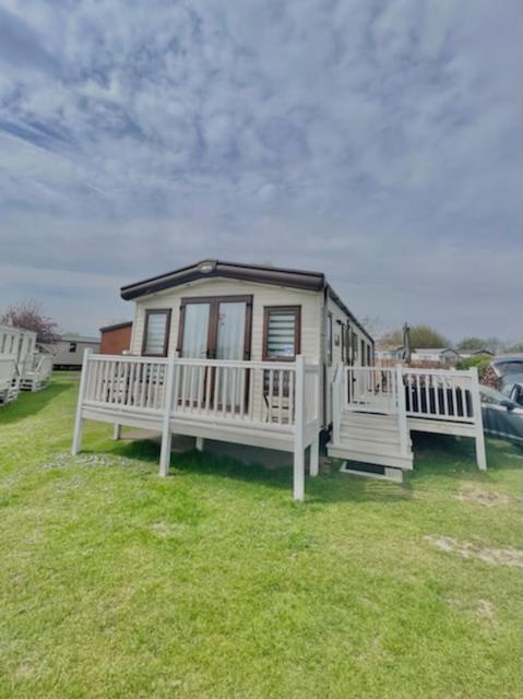 Norfolk Caravan Staycation Pet Friendly Belton with Browston Dış mekan fotoğraf