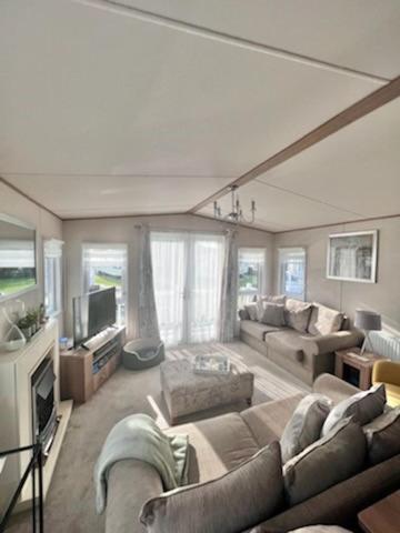 Norfolk Caravan Staycation Pet Friendly Belton with Browston Dış mekan fotoğraf
