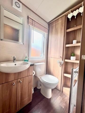 Norfolk Caravan Staycation Pet Friendly Belton with Browston Dış mekan fotoğraf