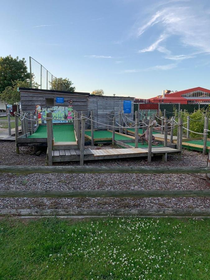 Norfolk Caravan Staycation Pet Friendly Belton with Browston Dış mekan fotoğraf